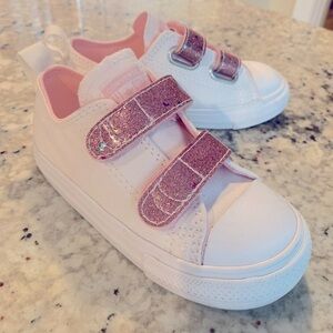 Toddler size 8 Converse sneakers